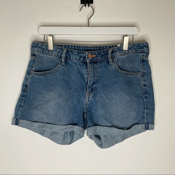 H&M cuff Jean Shorts - Picture 1 of 4